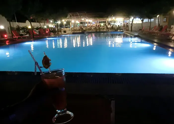 Santorini Camping & Hostel