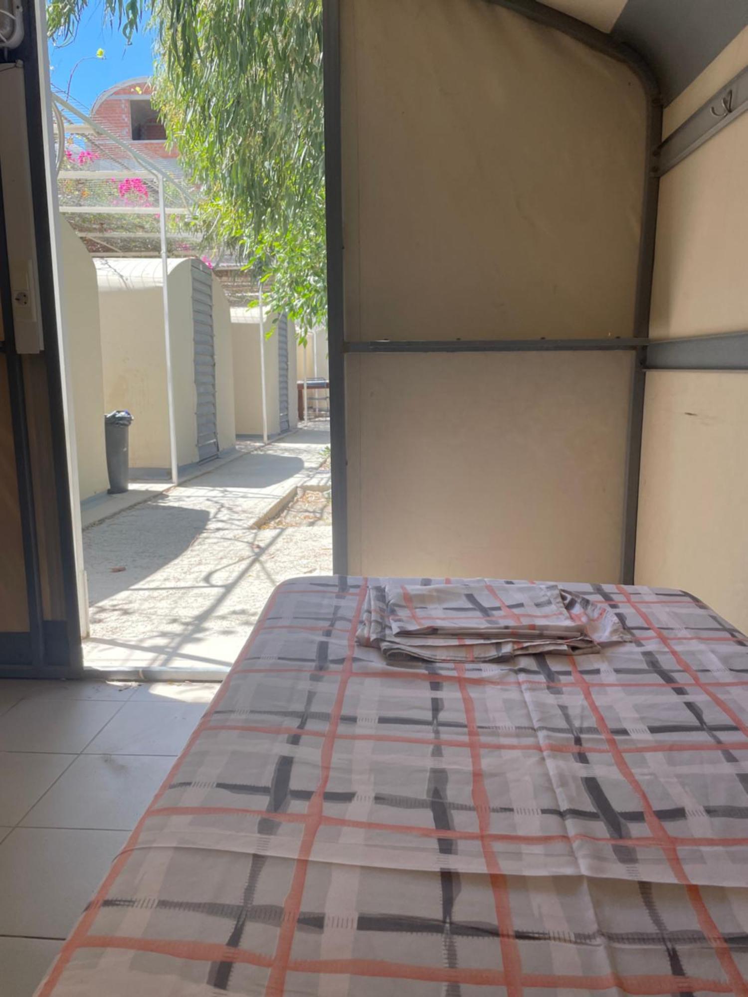 Santorini Camping&hostel