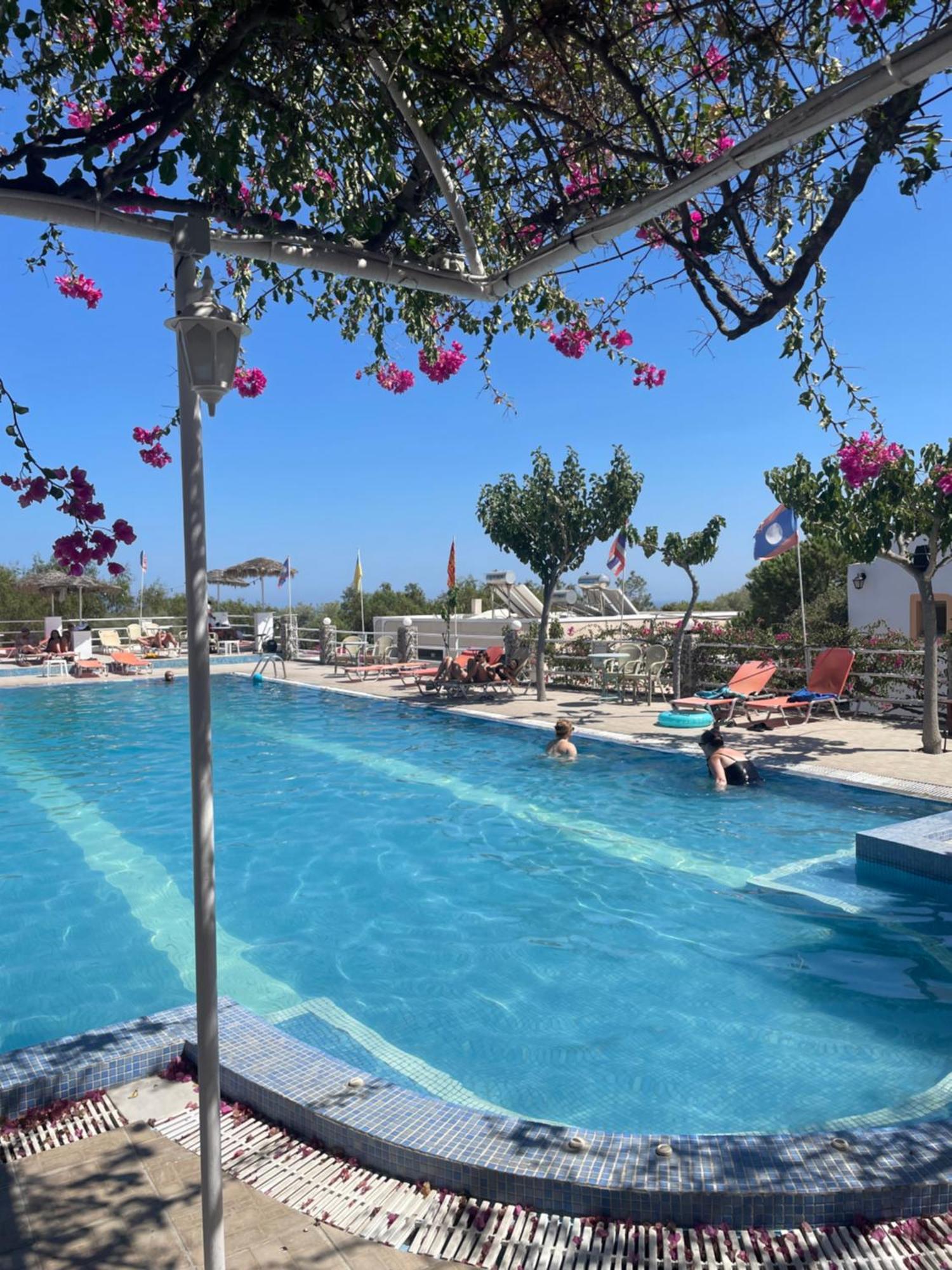 Santorini Camping&hostel *