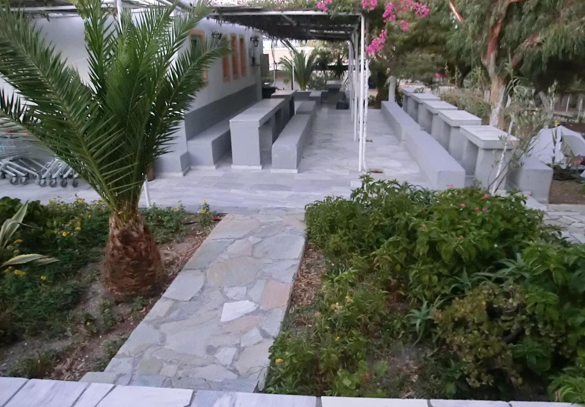 Santorini Camping&hostel Ostello Fira (Santorini)