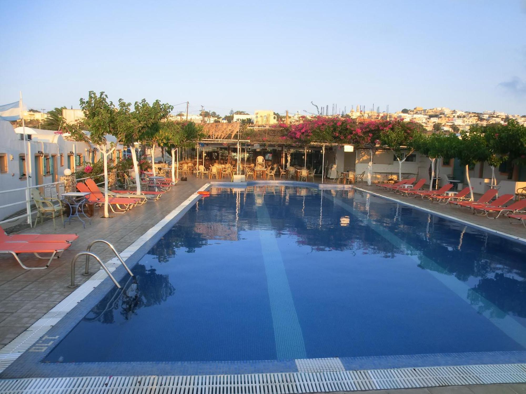 Santorini Camping&hostel Fira (Santorini)