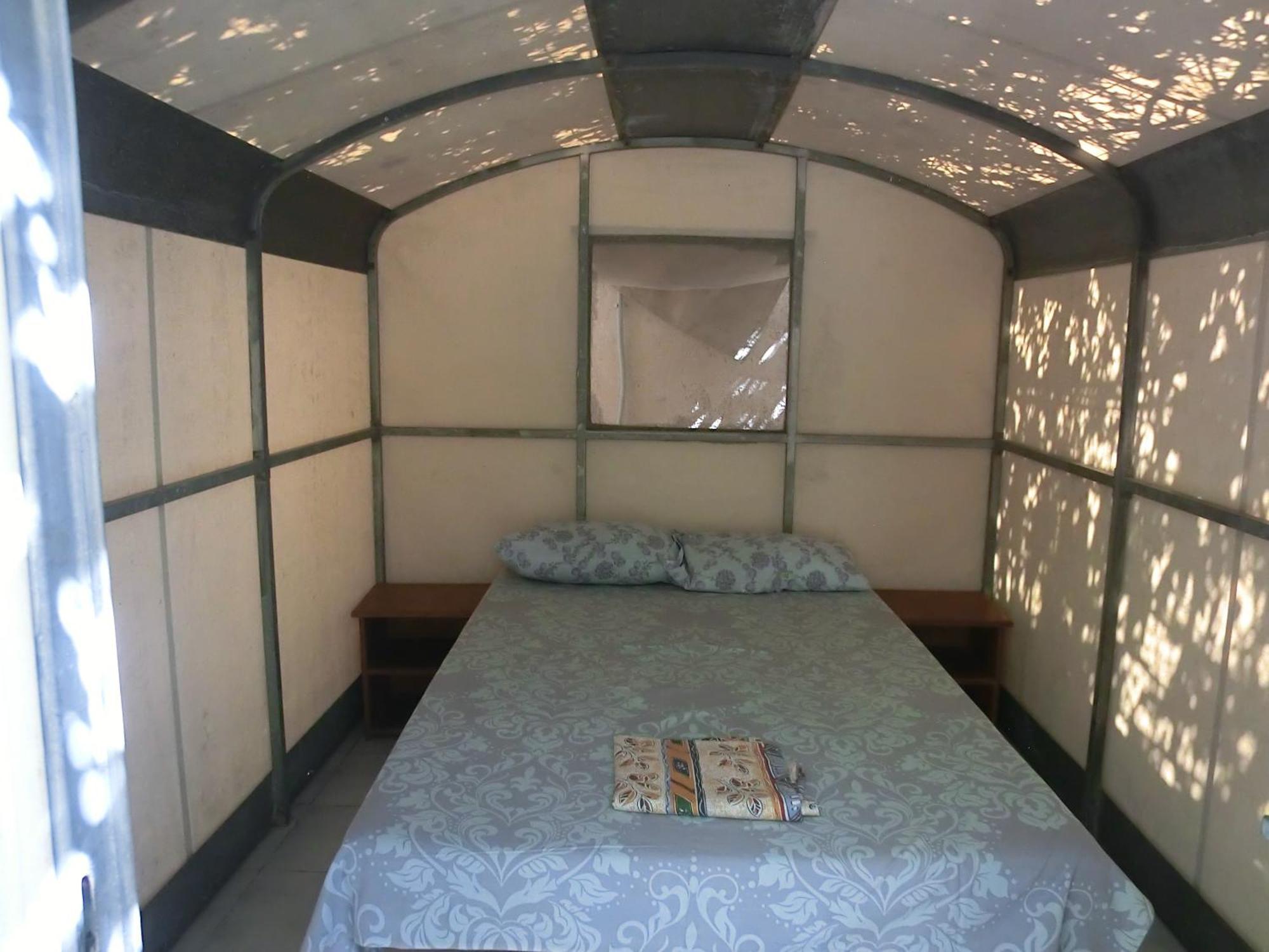 Santorini Camping&hostel