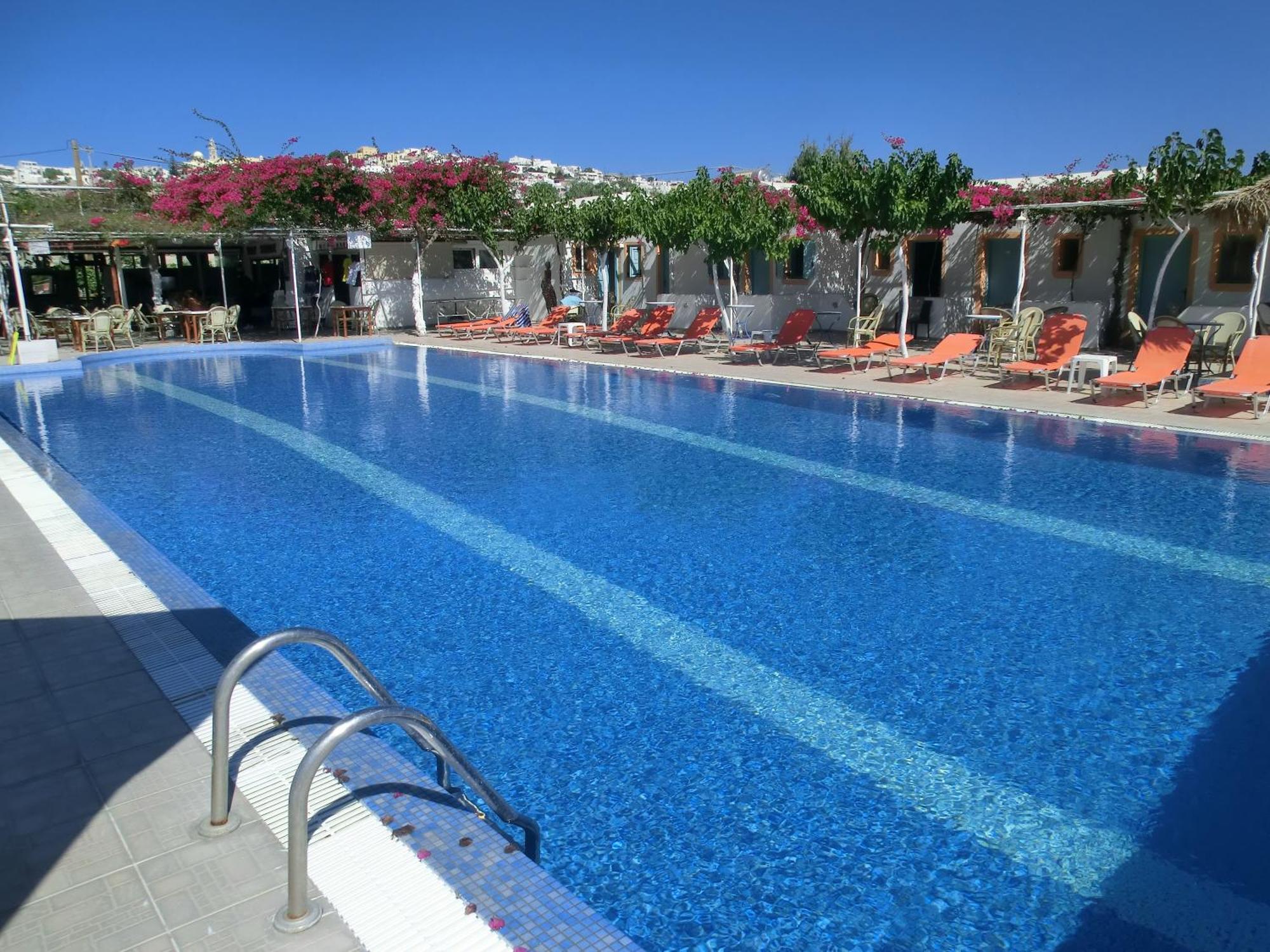 Santorini & Hostel Firá